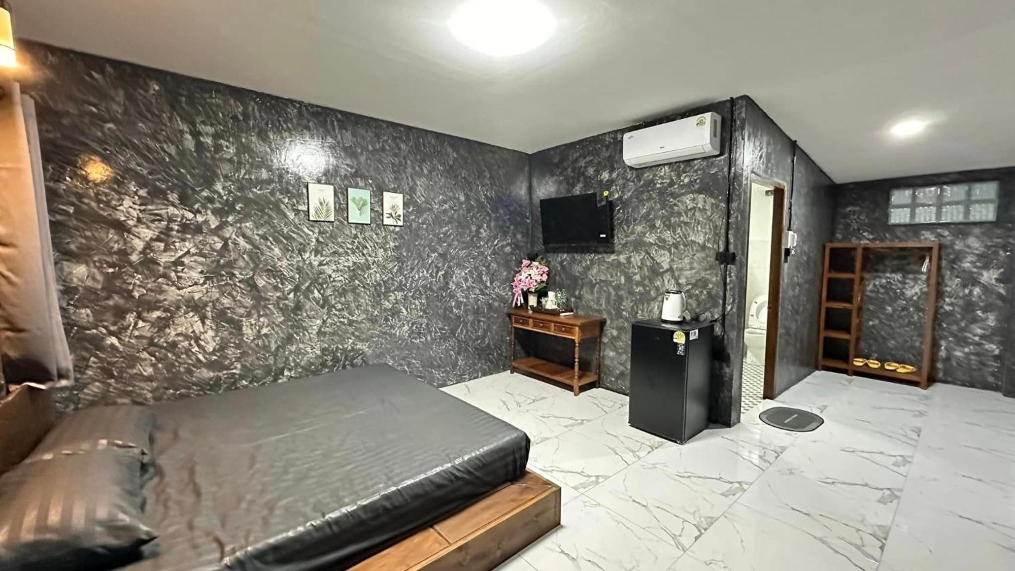 บ้านภทรพรรณ ขุนยวม แม่ฮ่องสอน Ban Pataraphan Khunyuam Maehongson Thailand Ban Khun Yuam Exterior foto
